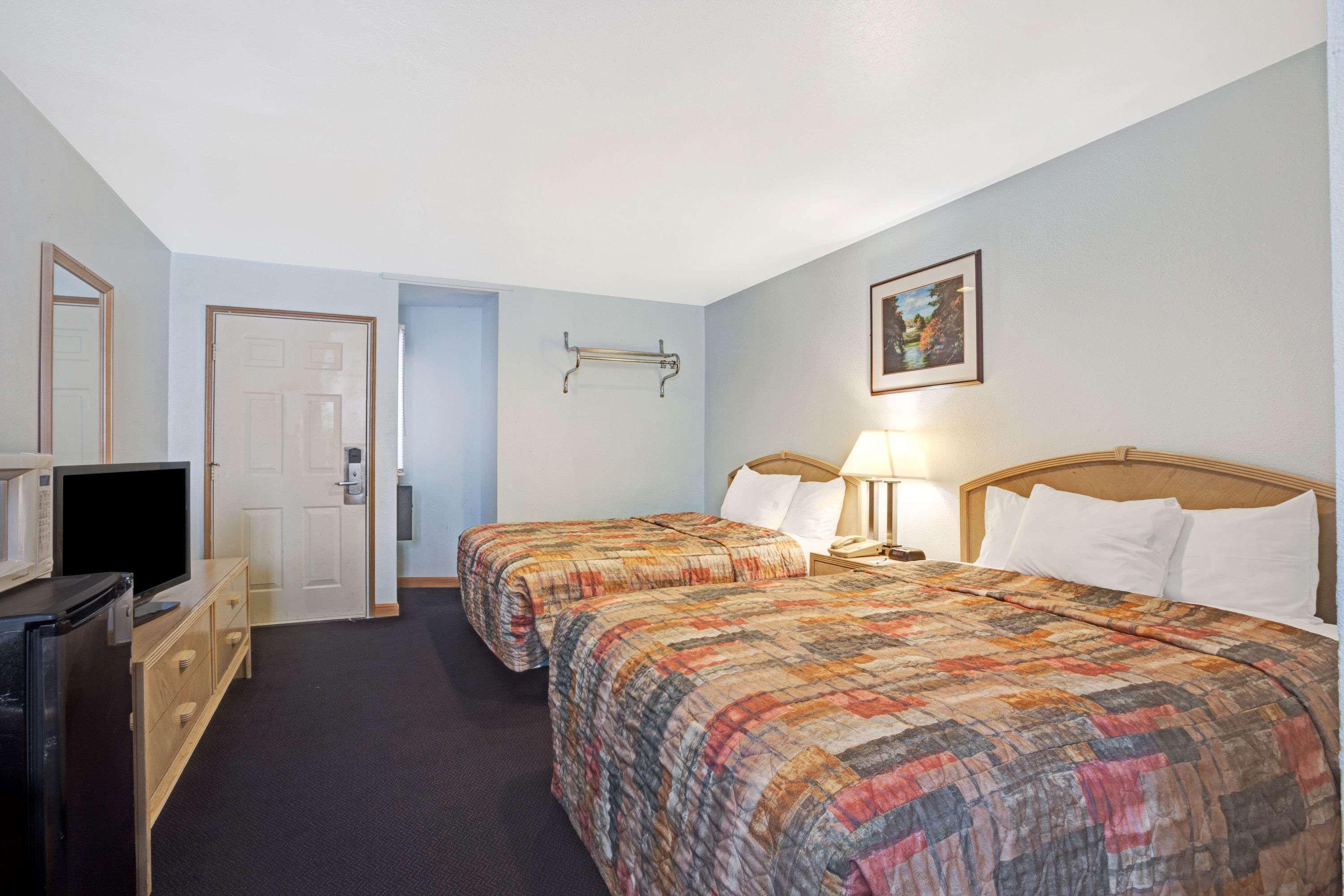 Travelodge By Wyndham Seattle North Of Downtown Dış mekan fotoğraf