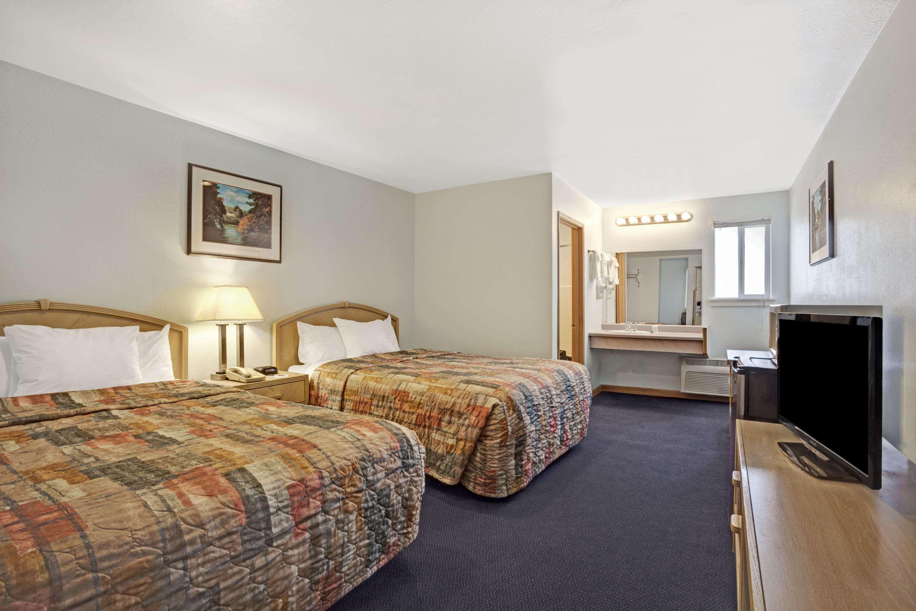 Travelodge By Wyndham Seattle North Of Downtown Dış mekan fotoğraf
